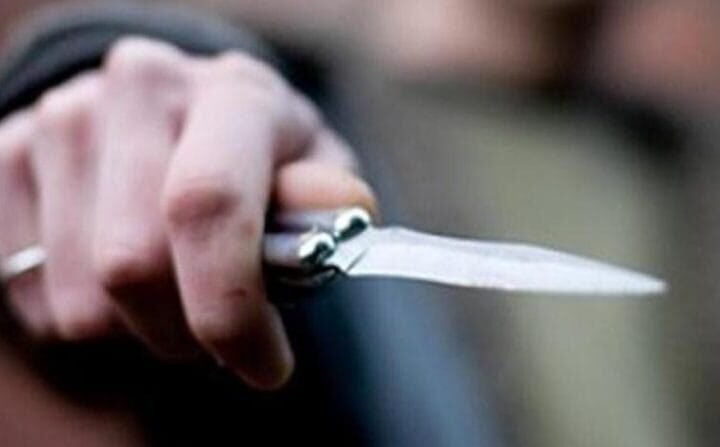 Homem tenta matar esposa e esfaqueia outro durante festa em Apiacás