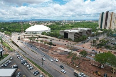Governador promete concluir primeiros trechos do BRT até junho; veículos serão híbridos