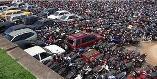 Leilão oferece carro de luxo a R$ 45 mil e veículos populares a partir de R$ 3,5 mil