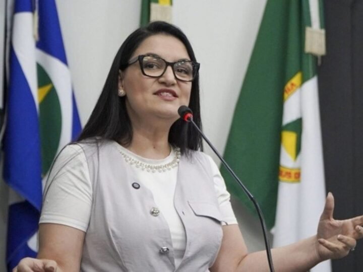 Samantha nega divisão entre vereadoras e elogia condução de Paula na Câmara