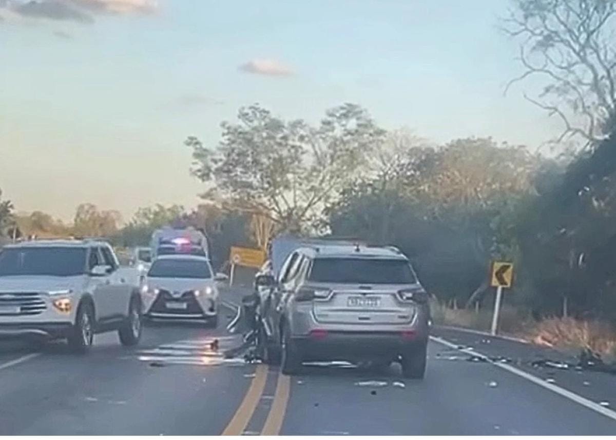 Colisão entre Jeep e Voyage deixa três mortos na rodovia MT-010 em Rosário Oeste