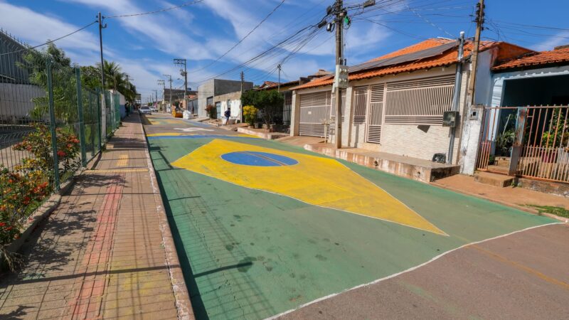 Prefeitura vai montar telões para os jogos do Brasil nas ruas mais decoradas de Cuiabá
