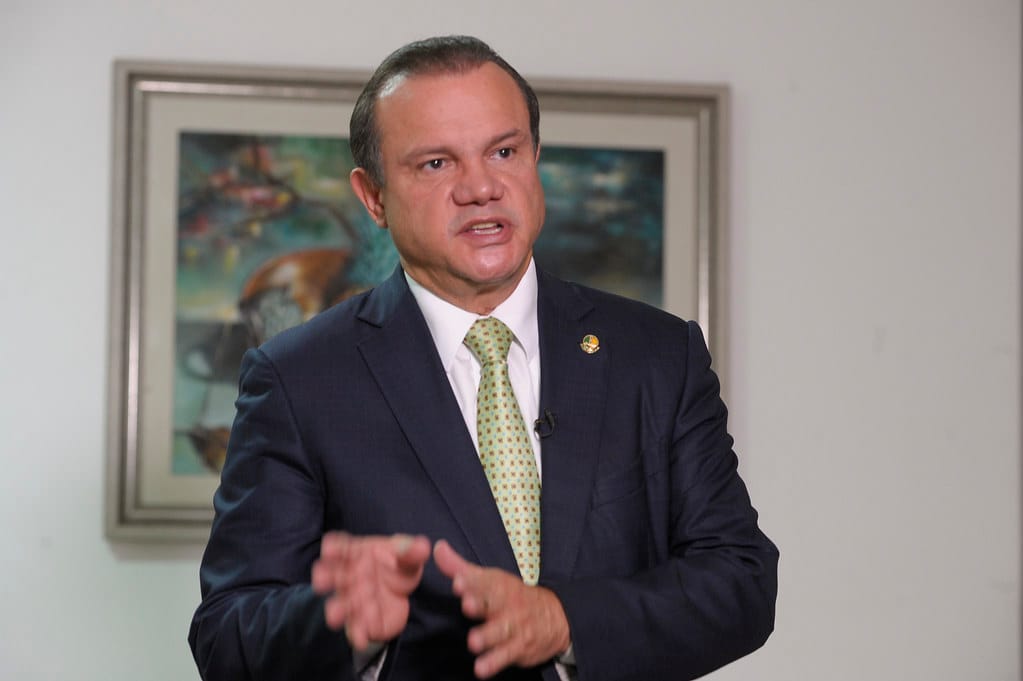 “Pivetta pode até ter a simpatia, mas nós temos o amor”, diz WF sobre apoio de Bolsonaro em MT