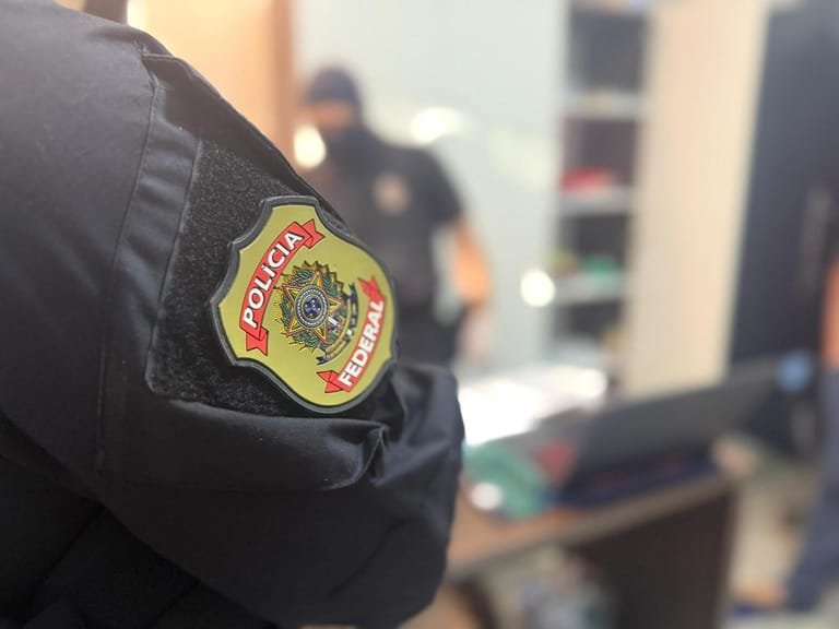 Deputado e desembargador são alvos da PF por esquema de venda de sentenças e lavagem