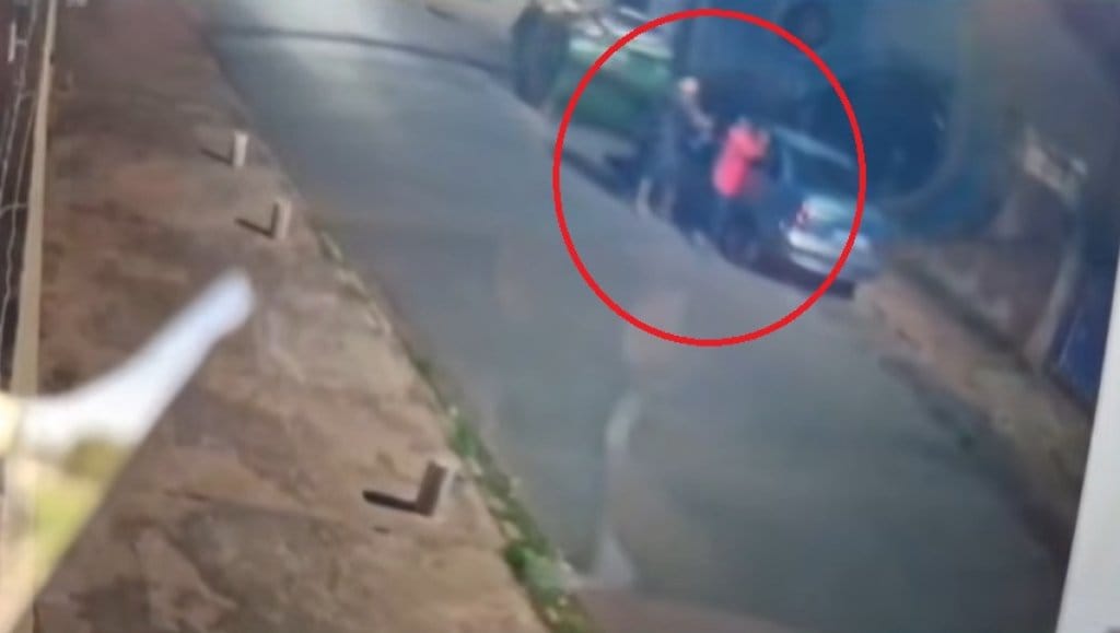 Assassino diz que vítima tentou atacá-lo com faca durante ato sexual para roubar sua droga