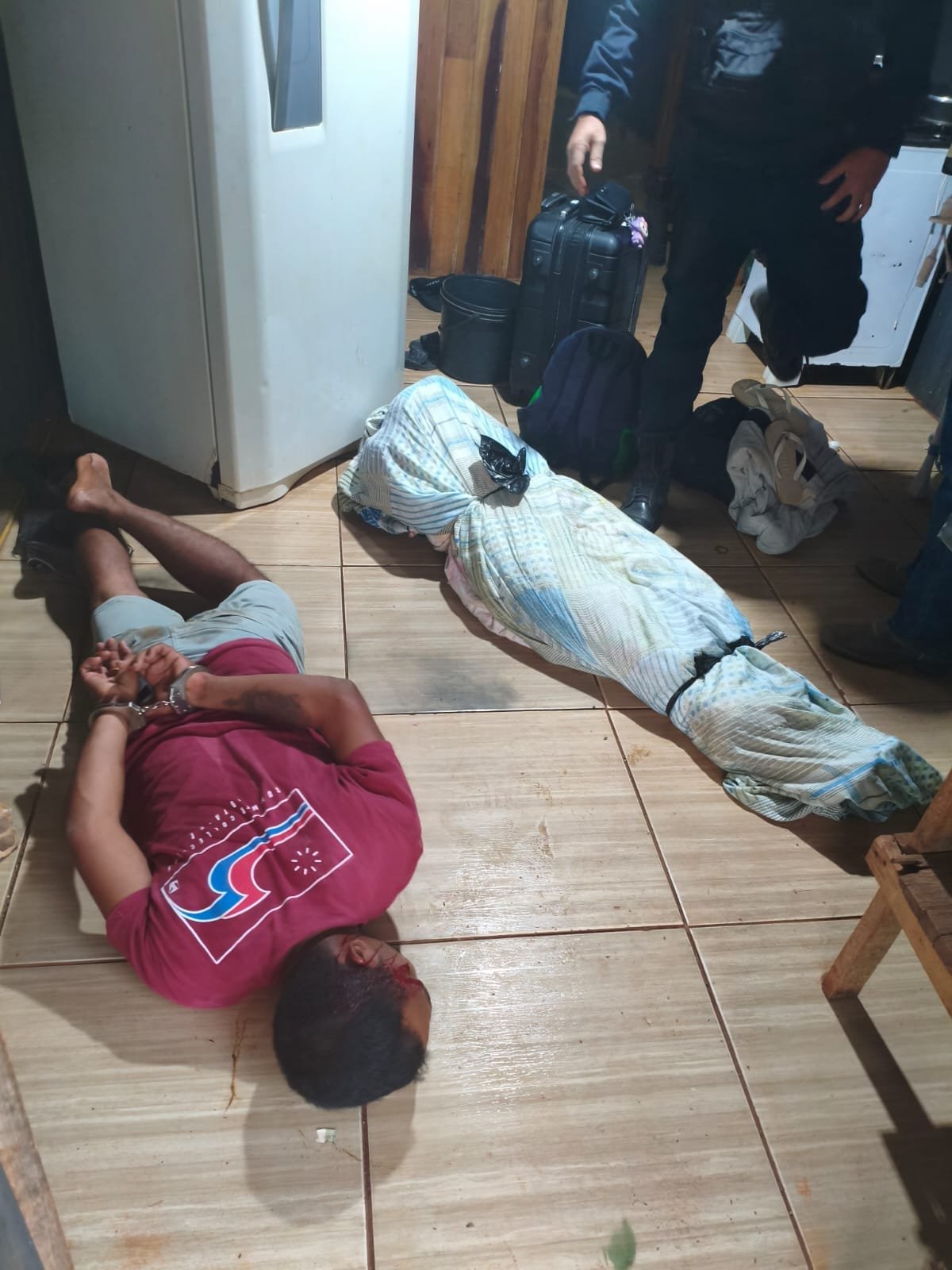 Jovem é encontrada morta em boate após ser mantida em cárcere por faccionados