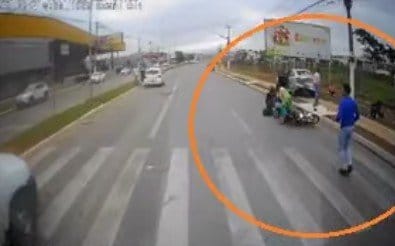 Câmera de caminhão flagra acidente que matou mulher na Avenida da FEB em VG; veja