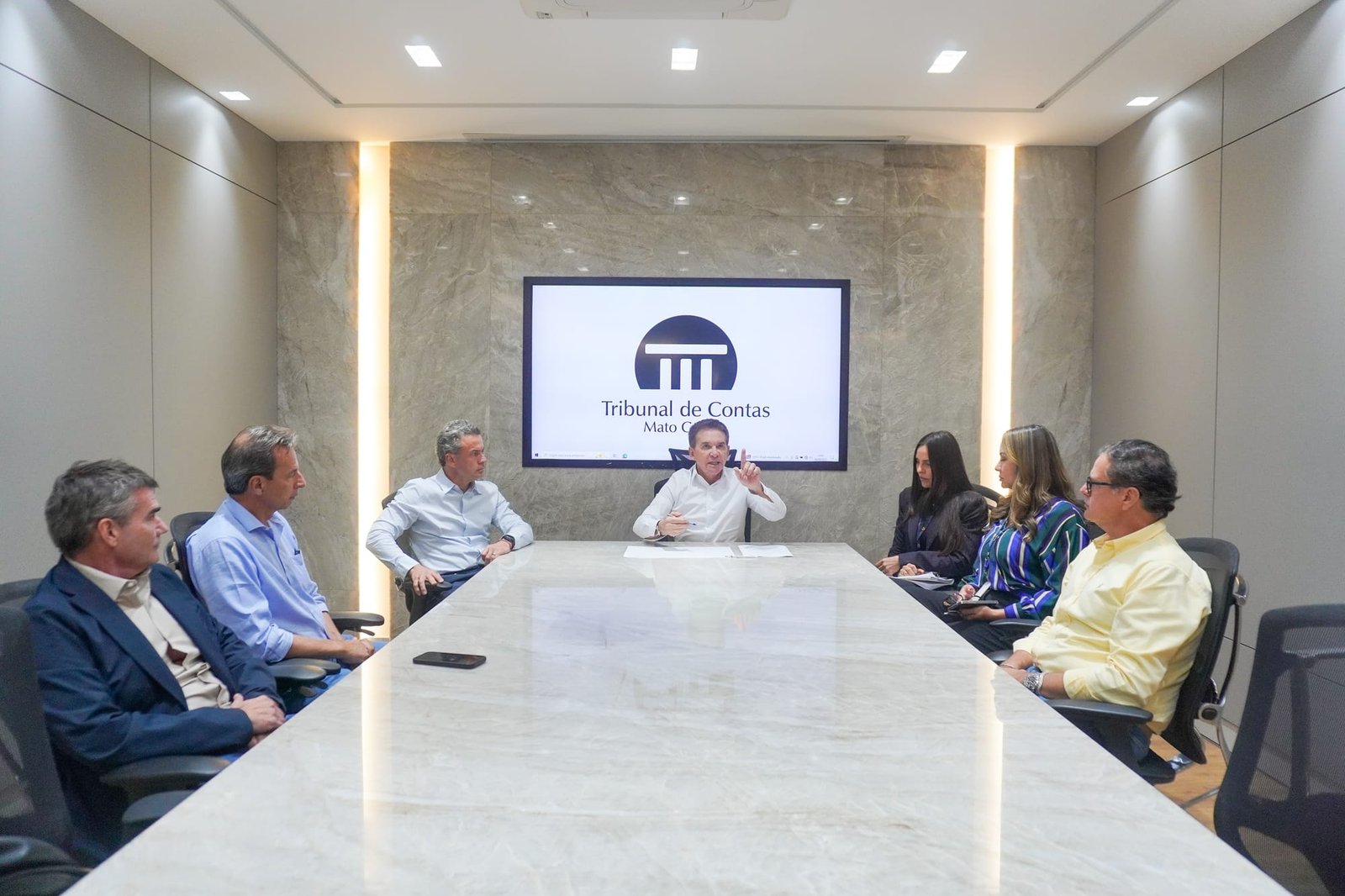 TCE reabre mesa técnica para corrigir falhas e garantir asfalto em rodovia que custou R$ 130 mi