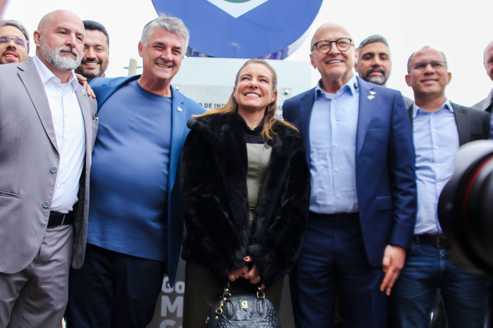 “Vai virar a chave de Várzea Grande para a tecnologia”, diz Flávia Moretti em inauguração