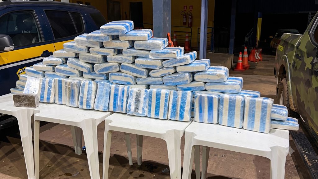 Operação apreende 83 kg de droga e causa prejuízo de R$ 1,2 milhão às facções criminosas