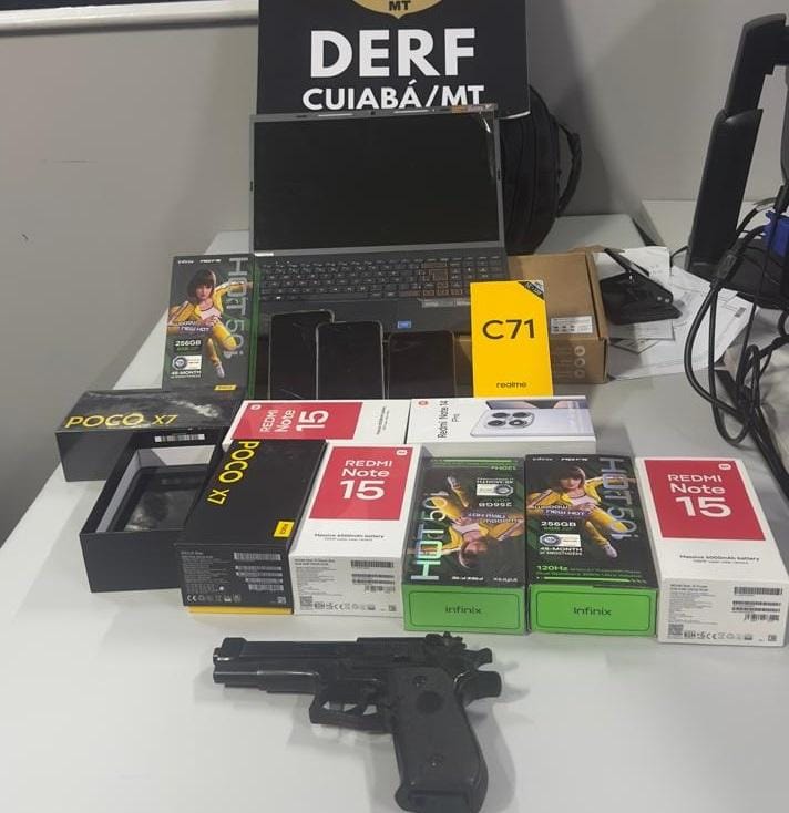 Polícia Civil prende ladrão vendendo celulares furtados de loja na Capital