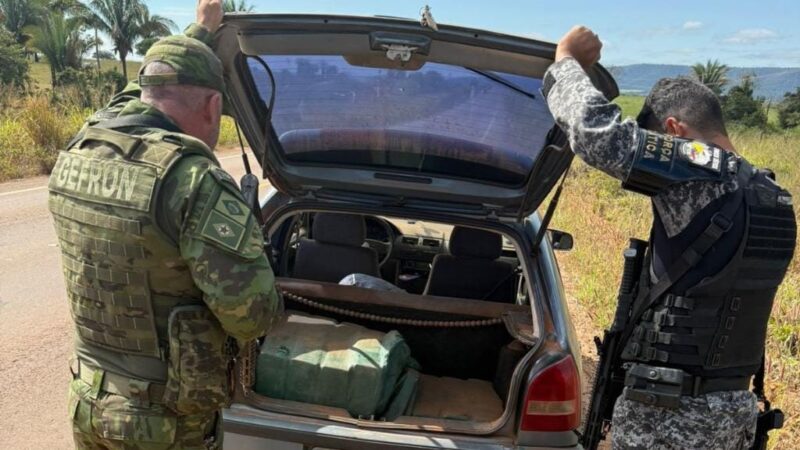 Militares confiscam carga de cocaína avaliada em R$ 4 milhões e prendem três traficantes