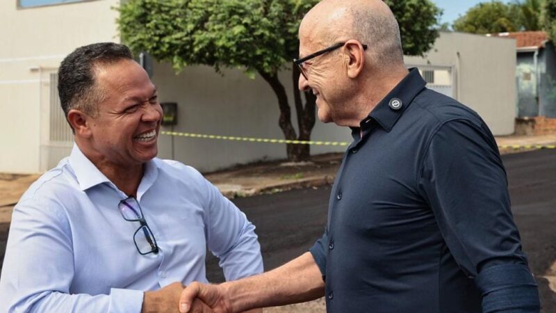 Governador e prefeito autorizam R$ 57 milhões para asfalto e drenagem em Rondonópolis