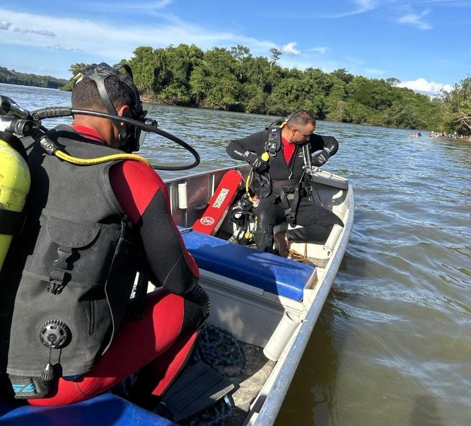 Corpo decapitado é encontrado boiando às margens do Rio Garças em MT
