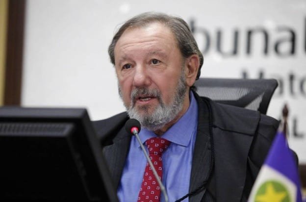 Conselheiro Carlos Novelli lança livro na quarta em Mato Grosso