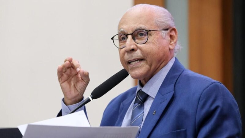 “Se dificultar candidatura de Jayme ao Governo, Mauro não disputa o Senado pelo UB”, diz Júlio