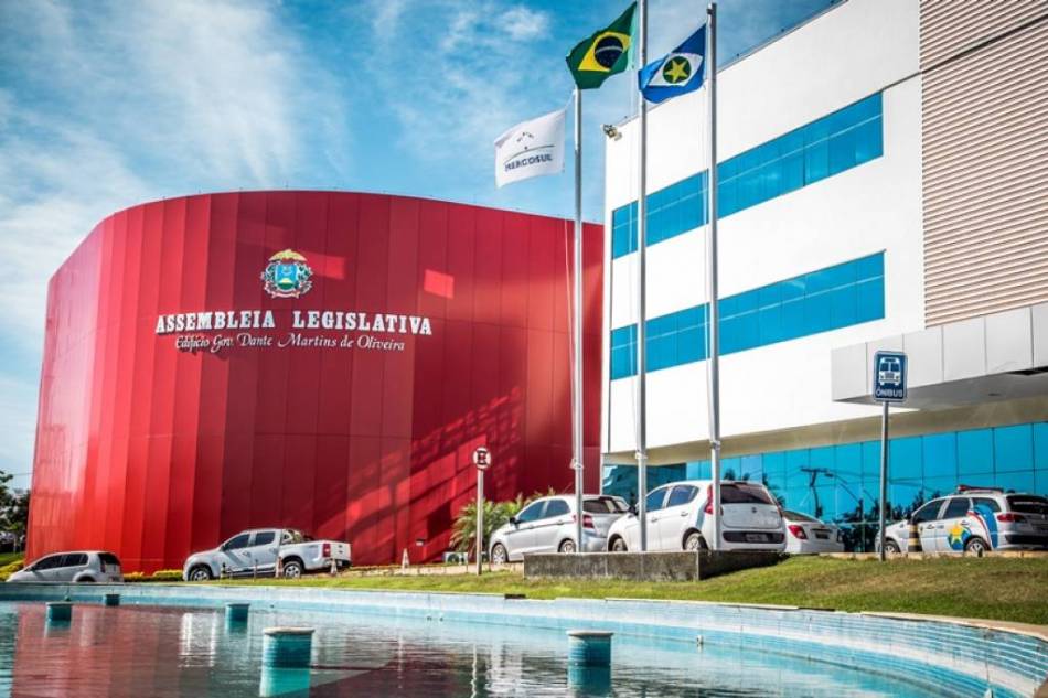 Assembleia debate previdência, direitos das mulheres e obras do BRT em Cuiabá e Várzea Grande