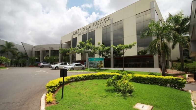 Justiça suspende decreto de Abilio que restringe loteamentos com terrenos abaixo de 200 m²