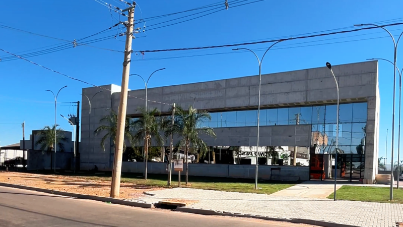 Sede da Politec de Guarantã do Norte já está com mais de 80% concluída. Uma obra da HP Construtora empreendimentos