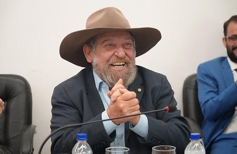 Barbudo prevê disputa acirrada para federal e aponta quatro adversários em MT