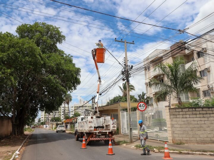 Iluminação pública avança com quase 8 mil manutenções realizadas em seis meses