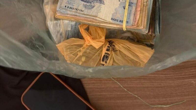 PC apreende três veículos, joias e R$ 53 mil em dinheiro de acusados de vazar investigação