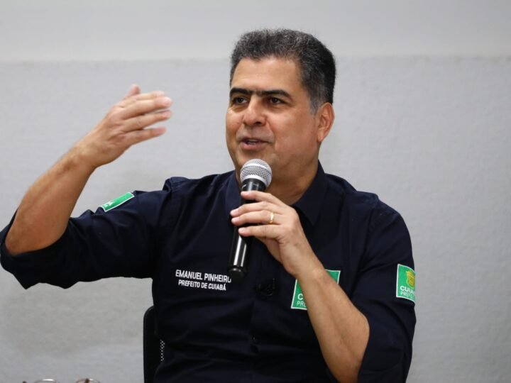 Emanuel Pinheiro acusa Mendes de fugir de debate nas eleições de 2016 e alfineta aliados