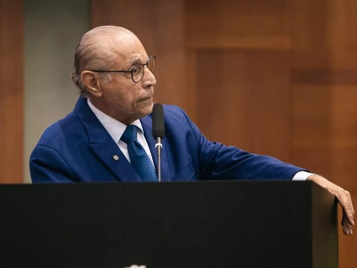 “Posso até votar nele”, diz Júlio após Pivetta prometer resolver problema de água em VG