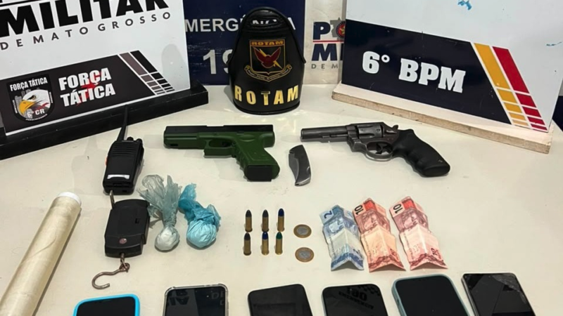 Nove suspeitos de integrar facção são presos com arma de fogo, simulacro e munições