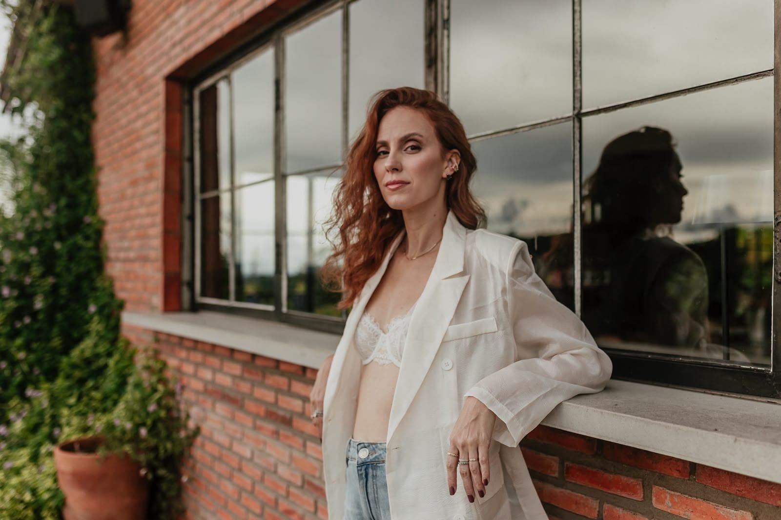 Lorena Ly lança EP “Amor e Casa” nesta sexta-feira com show exclusivo no Misc