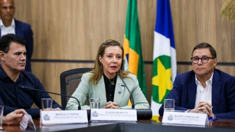 Emocionada, prefeita agradece apoio e vê TAC como virada de chave contra a crise da água