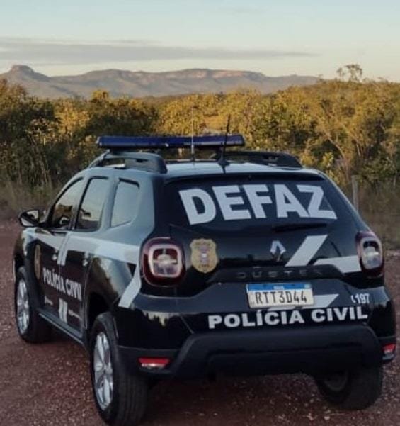 Foragida da Justiça que atuou como “laranja” em sonegação milionária é presa em Cuiabá