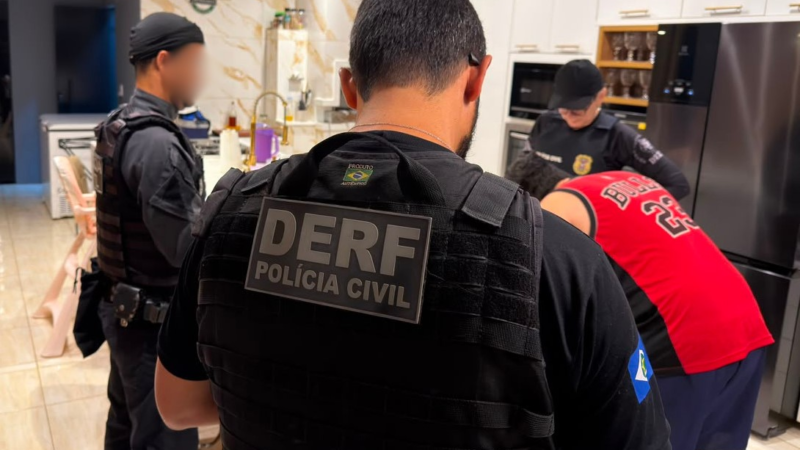 PC cumpre mandados em MT contra golpistas que enganaram compradora de Hilux de Goiás