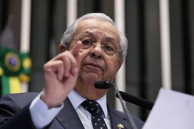 Jayme Campos vê “com simpatia” eventual possível candidatura de Emanuel Pinheiro
