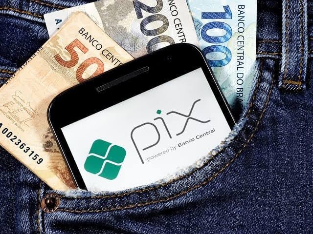 Homem recusa devolver R$ 5 mil de Pix errado e vira alvo da Polícia Civil em Mato Grosso