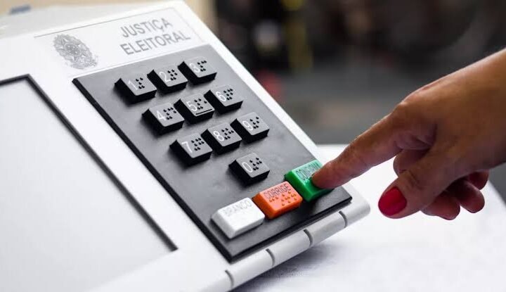 Começa nesta segunda-feira o prazo para pedir voto em trânsito; saiba como fazer