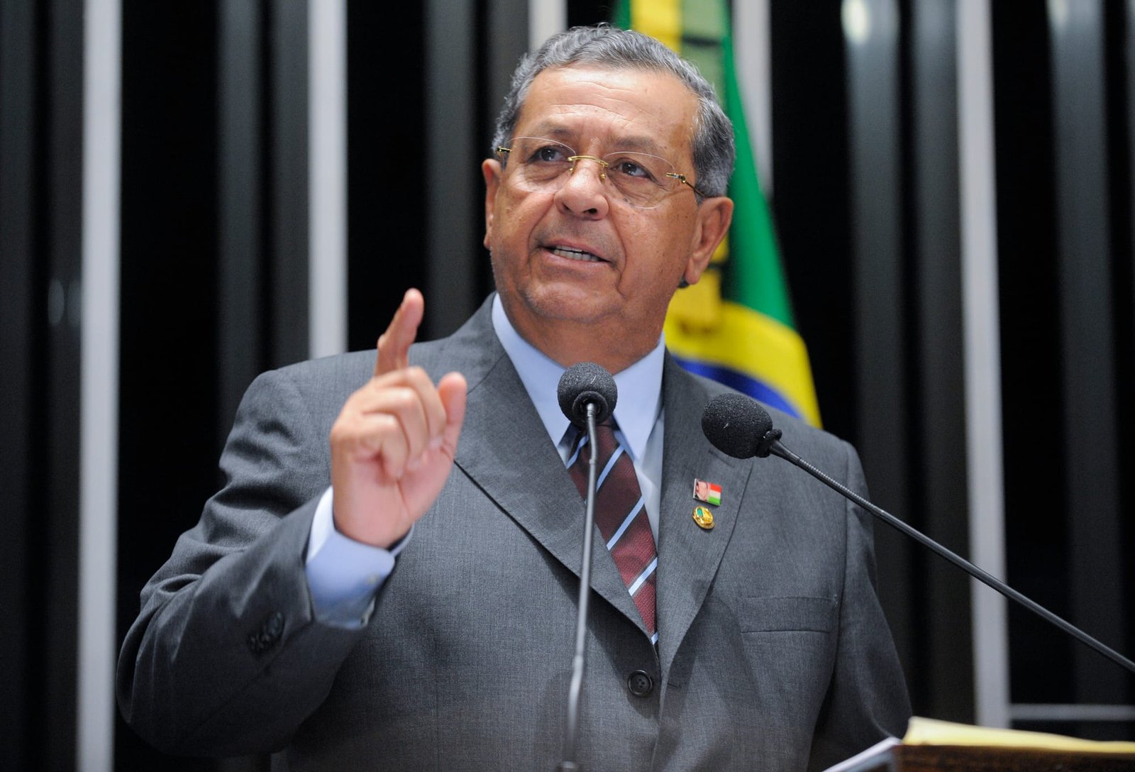 Jayme Campos encomenda IPEC e 12 grupos de qualitativa