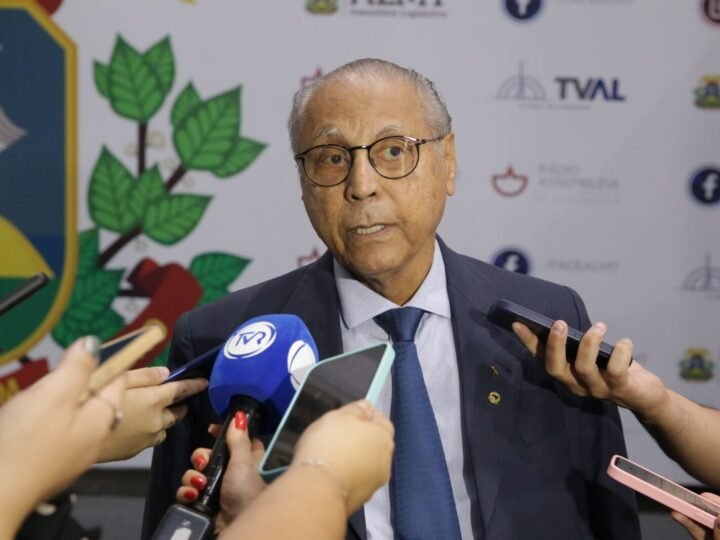 Júlio Campos prevê maioria na convenção e volta a defender nome de Jayme ao Governo