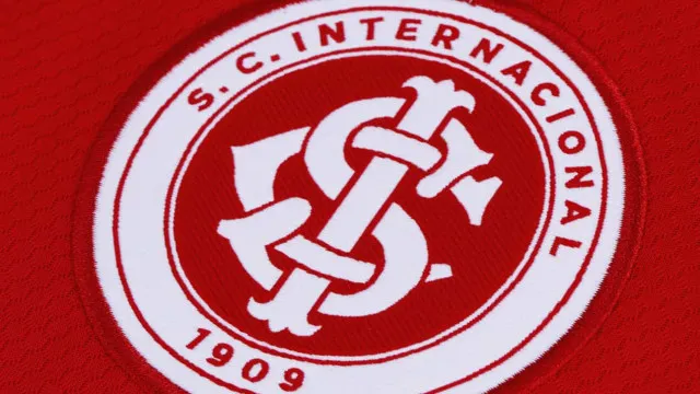 Inter usou áudio falso de VAR em julgamento de zagueiro no STJD; entenda