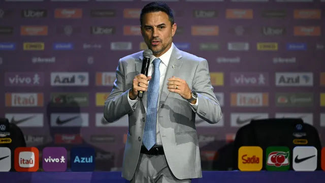 Rodrigo Caetano pede ciclo completo e avisa: ‘confiança total em Ancelotti’