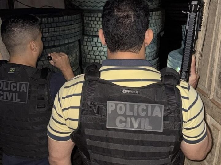 Polícia Civil prende integrantes de grupo criminoso e recupera carga de pneus roubada de empresa