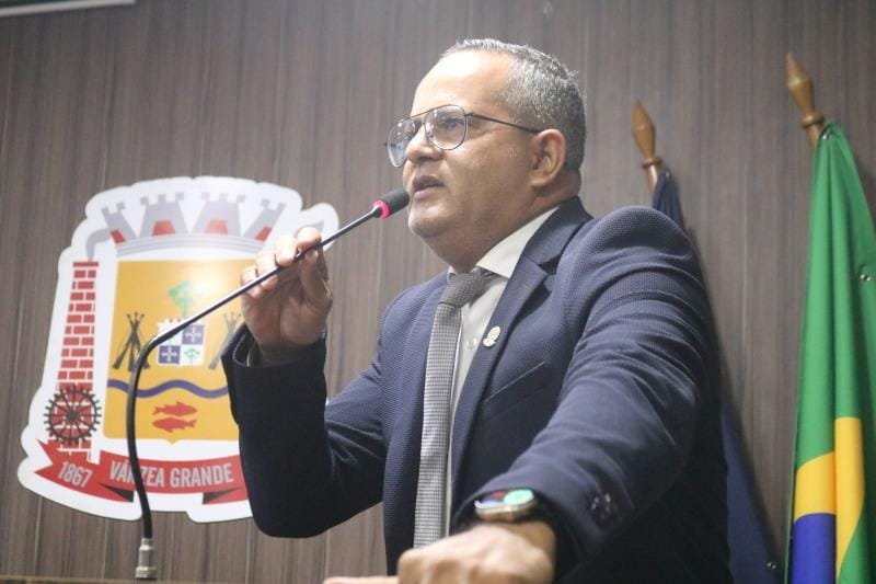 Sardinha deve deixar a Câmara para assumir secretaria em VG
