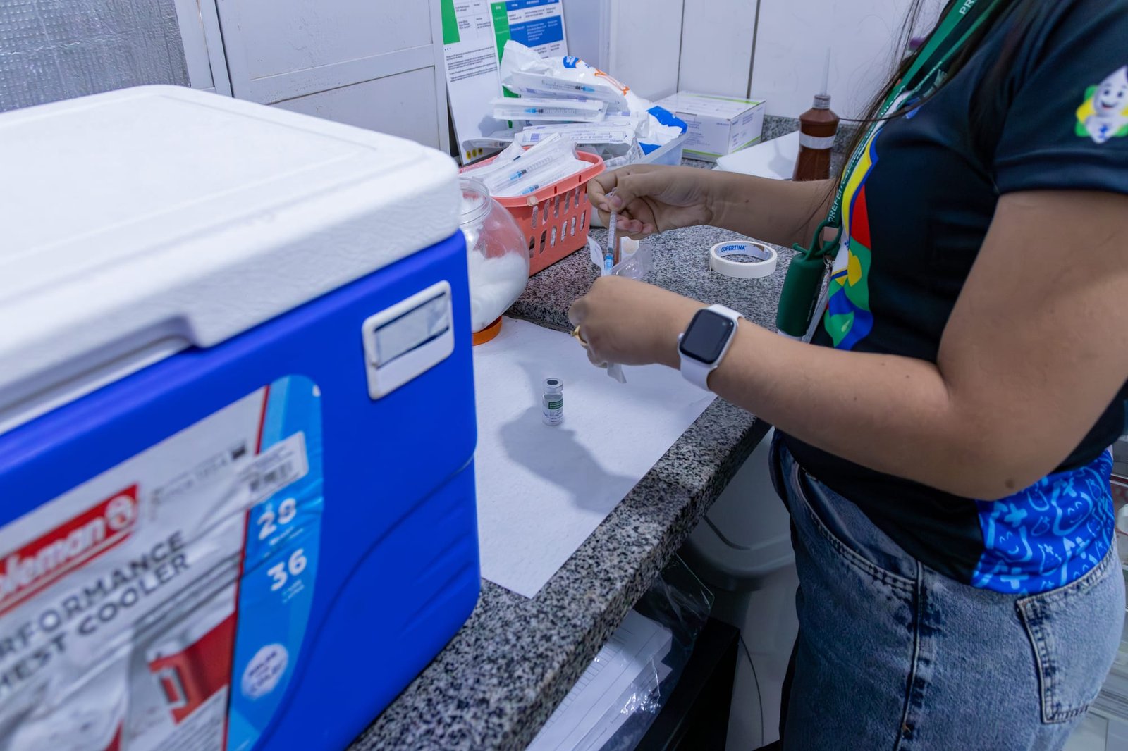 Cuiabá registra queda nos casos de Covid-19, enquanto influenza continua em alta