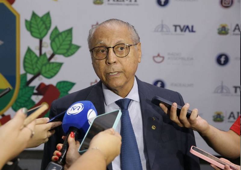 Deputado detona Abílio e chama prefeito de “desagregador”: “maior porcaria da política”