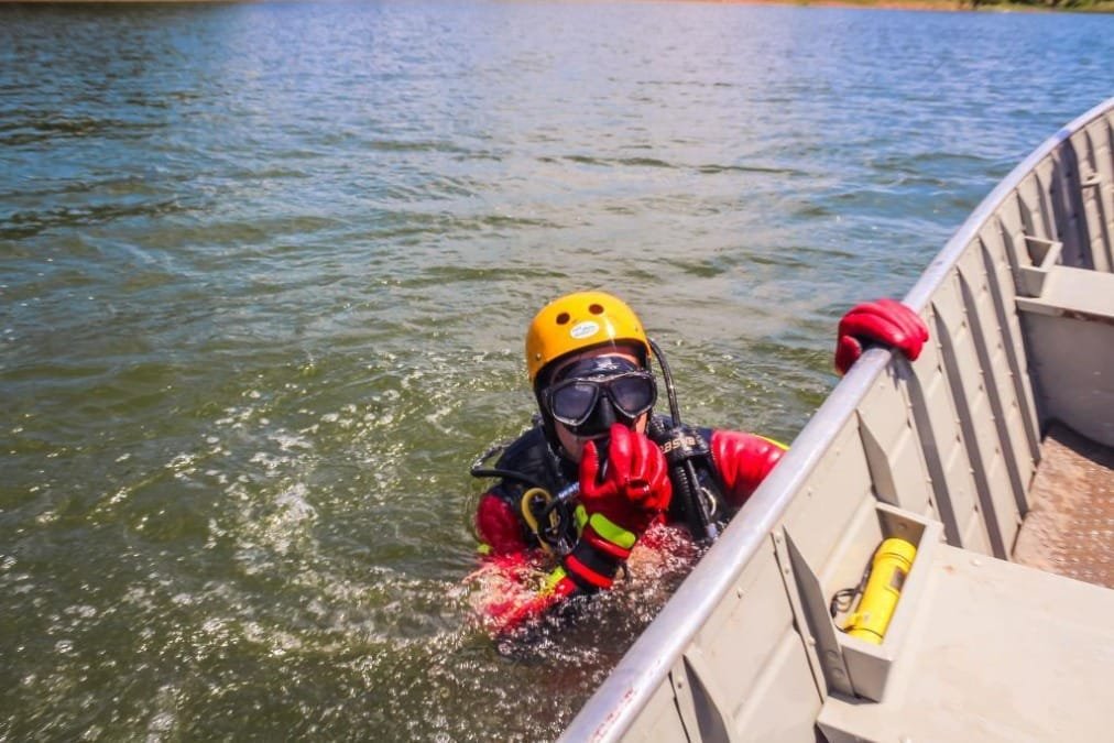 Corpo de Bombeiros localiza corpo de jovem de 19 anos que se afogou no Rio Araguaia