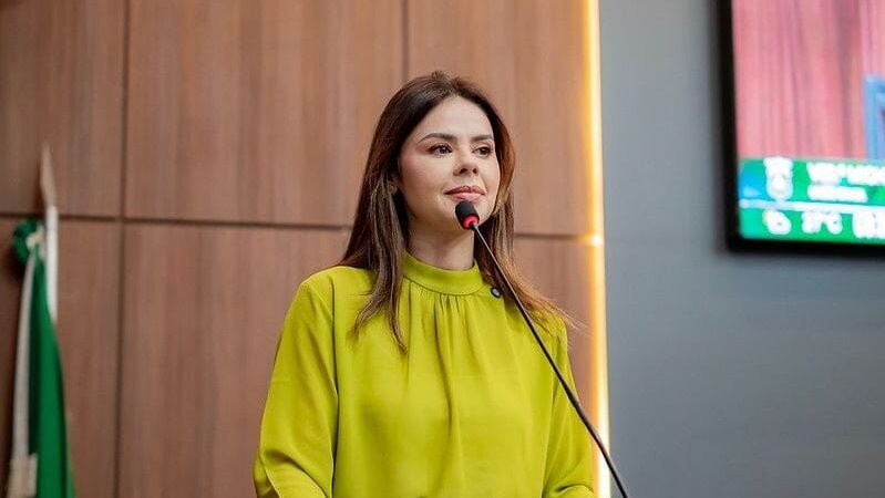 Michelly quer preparar professores para identificar sinais de abuso e violência nas escolas