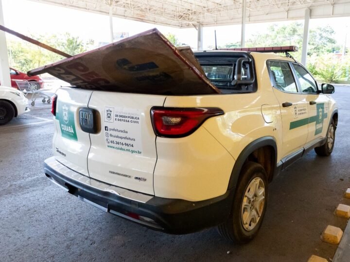 Cuiabá remove publicidade irregular nos Florais e amplia Operação Cidade Limpa