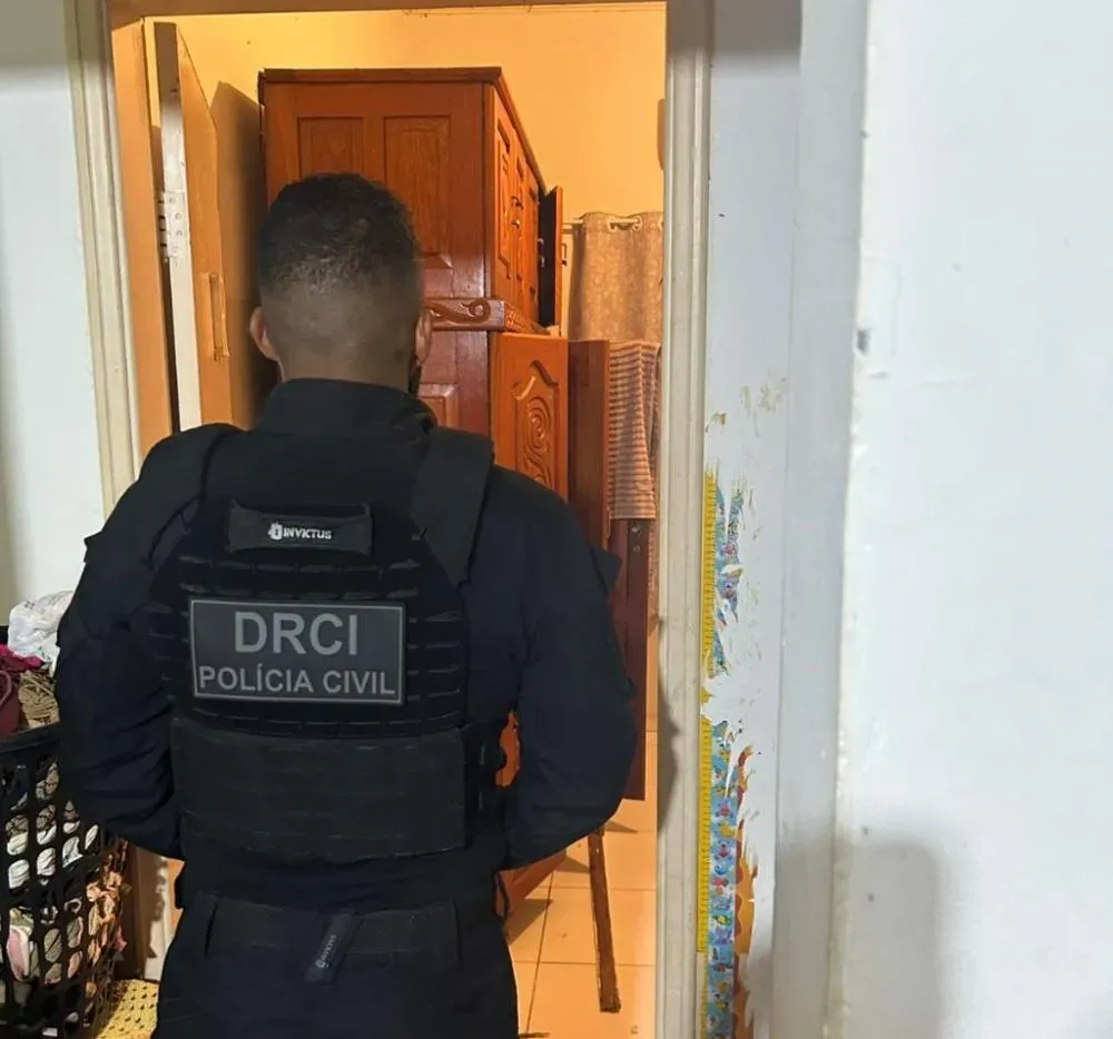 PC cumpre mandados contra investigado por aliciar menores de idade em redes sociais