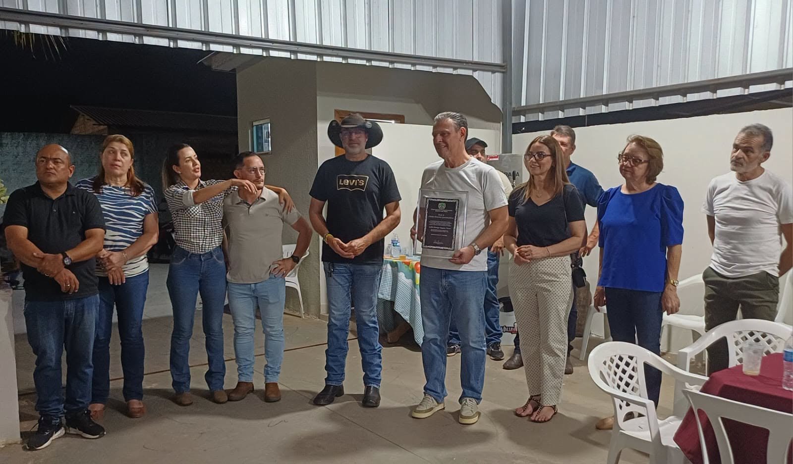 Vereadores concedem Título de Cidadão Guarantanhense ao senador Carlos Fávaro e destacam R$ 8 milhões para micro pavimentação.
