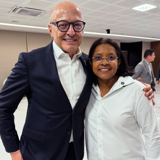 Gisela Simona é oficializada como vice na chapa de Pivetta para a disputa do Governo do Estado